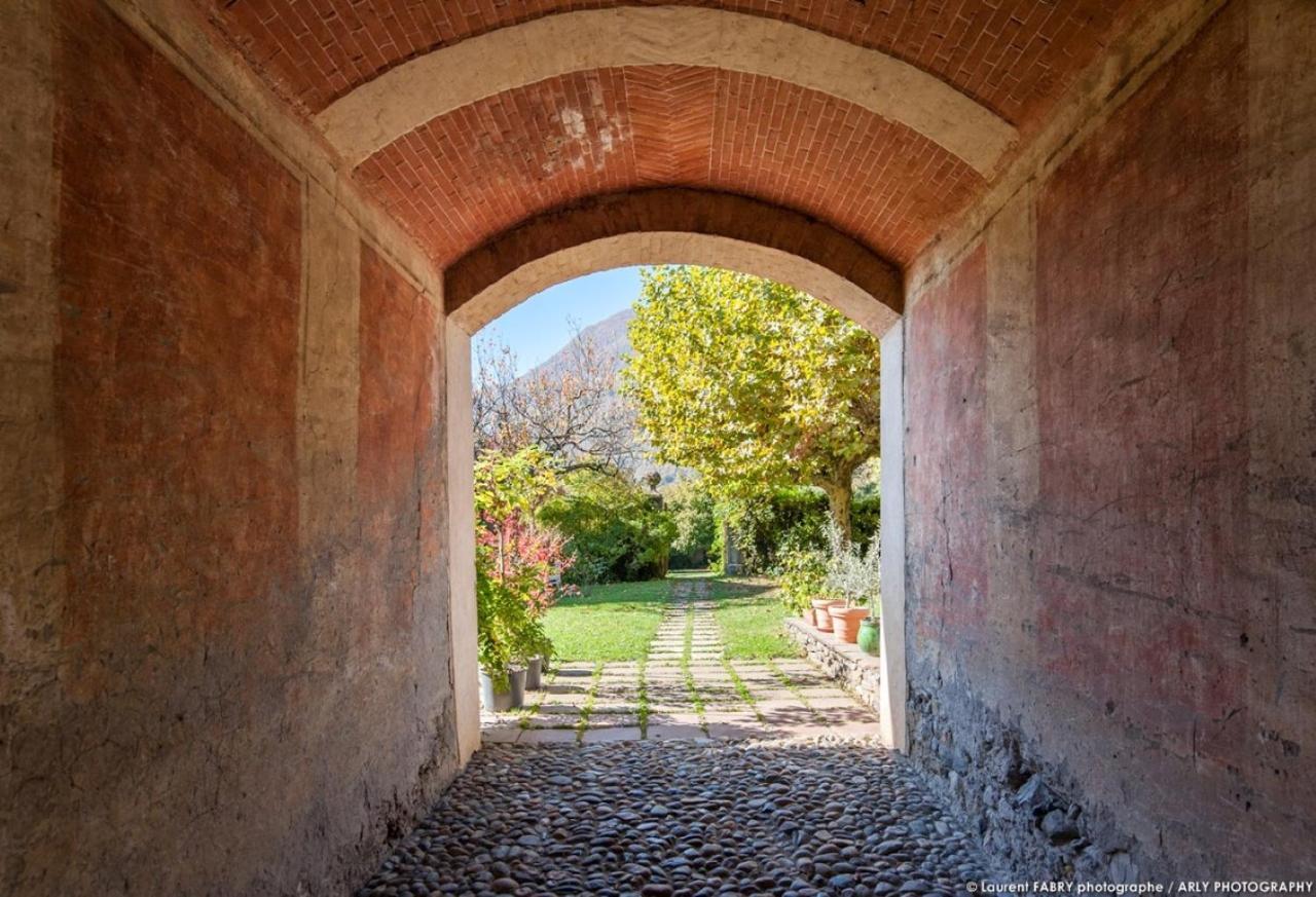 Vila Gite Du Porche Saint-Jean-de-la-Porte Exteriér fotografie